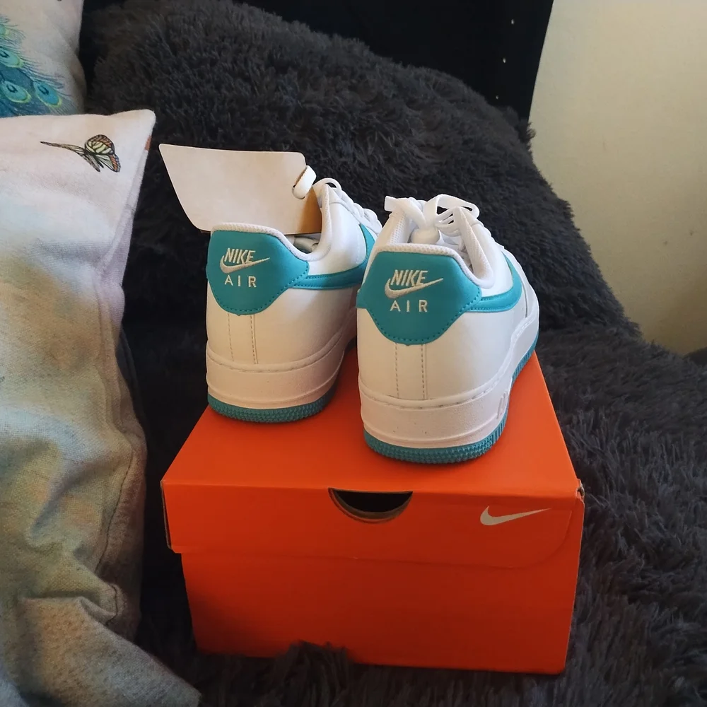 White and Teal Sneakers - Picture 4 of 8
